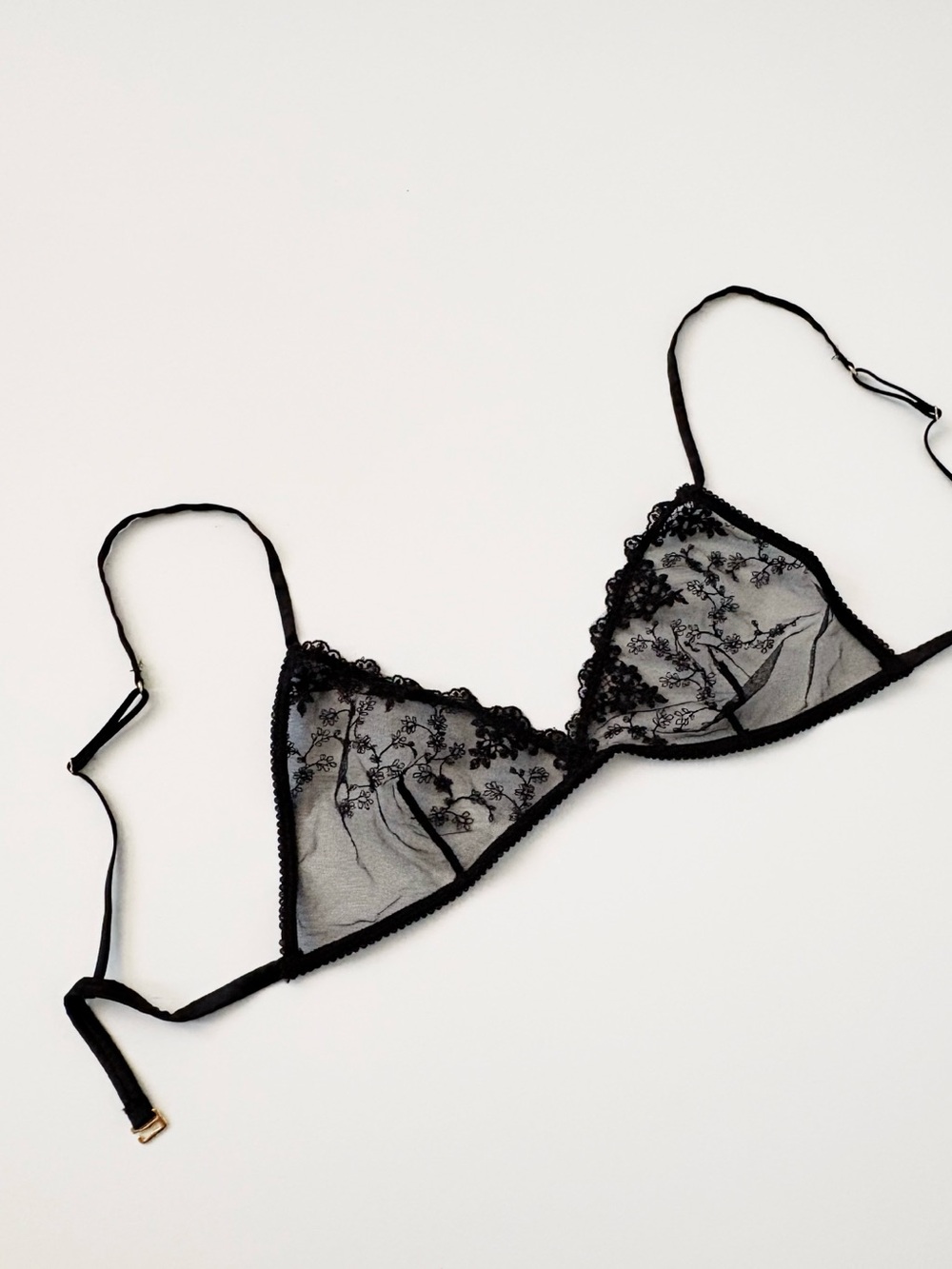 Zara Minimal Sheer Floral Lace Triangle Bralette in Black Size Medium